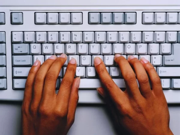 Computer Typing (English & Hindi)